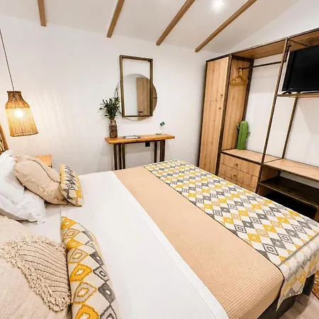 Navis Luxury Apartment *
